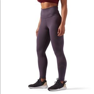 Reebok, Grey, High-waisted leggings in size small
